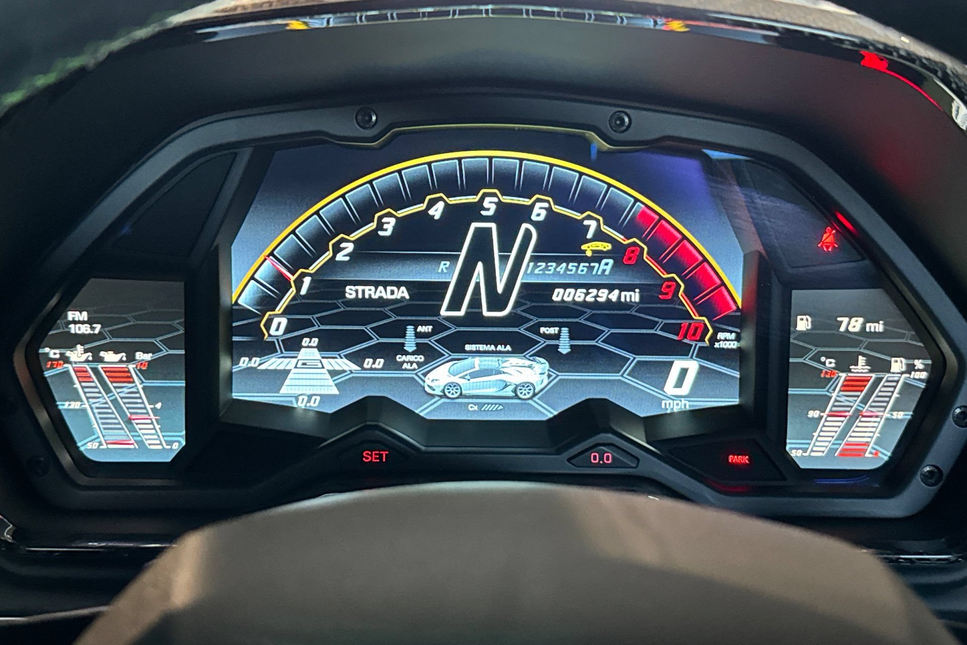 Used 2020 Lamborghini Aventador SVJ AWD/4WD image 30