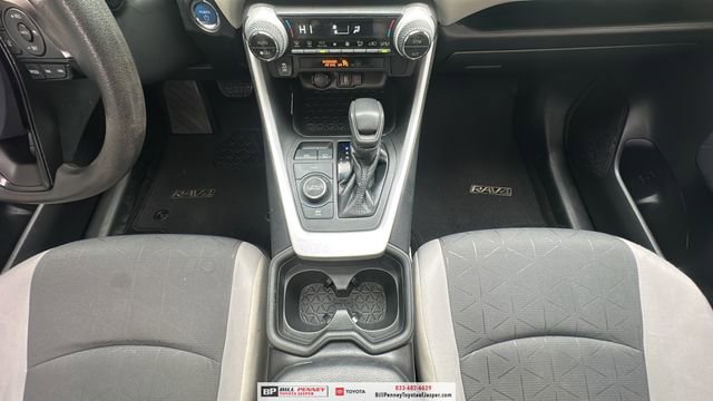 Used 2021 Toyota RAV4 XLE w/ Convenience Package image 9