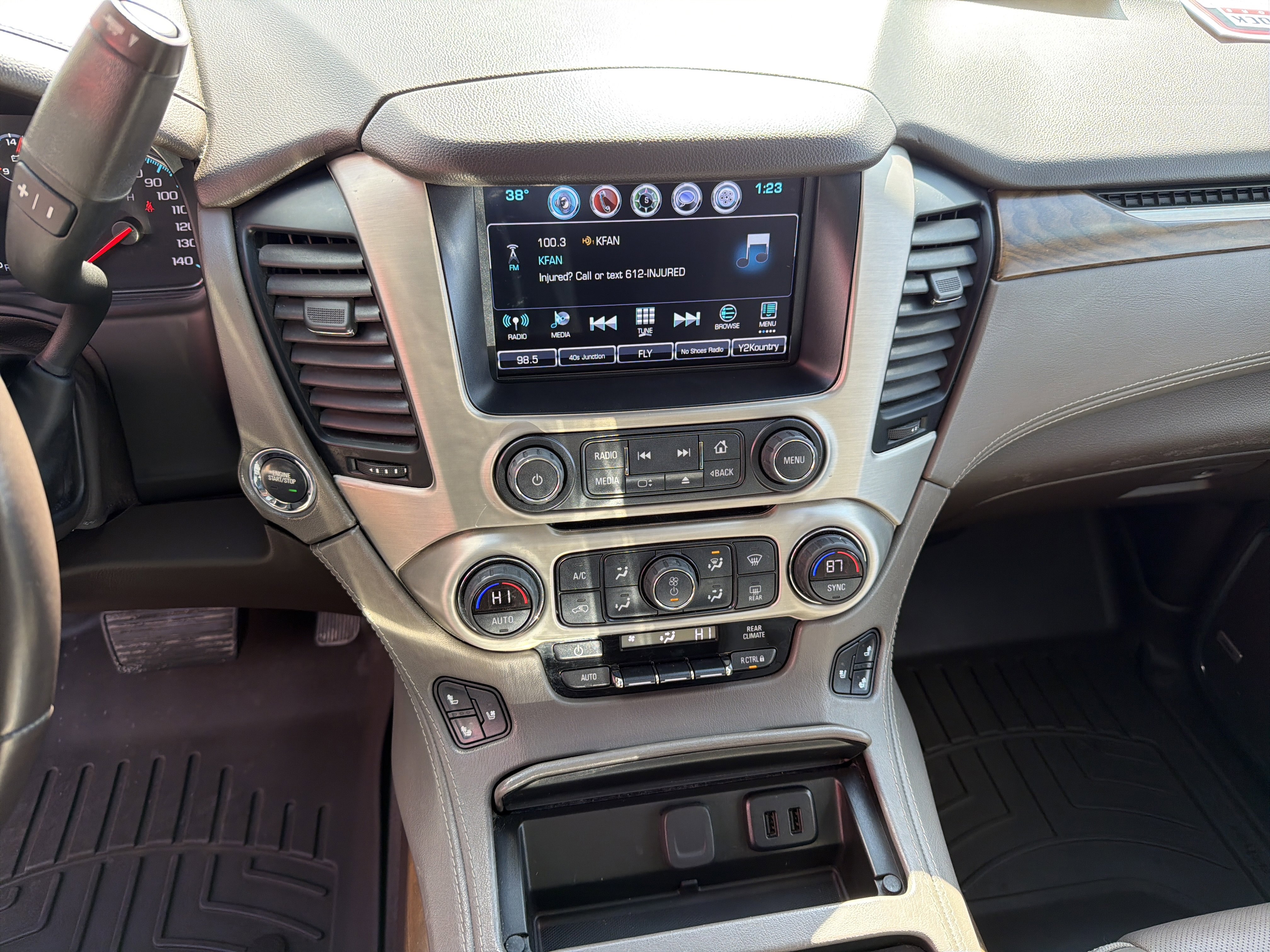 Used 2019 GMC Yukon Denali w/ Denali Ultimate Package image 16