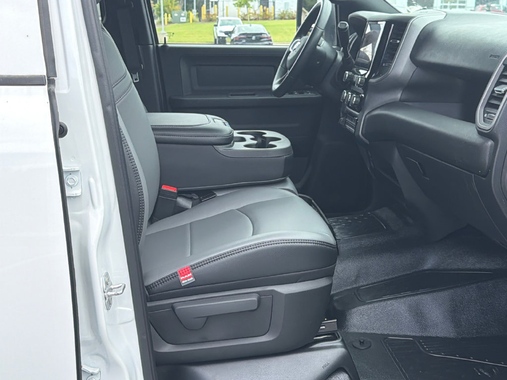 New 2026 RAM 3500 Tradesman AWD/4WD image 13