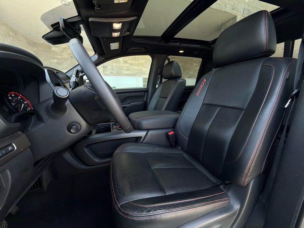Used 2023 Nissan Titan PRO-4X w/ Pro-4x Convenience Package AWD/4WD image 6