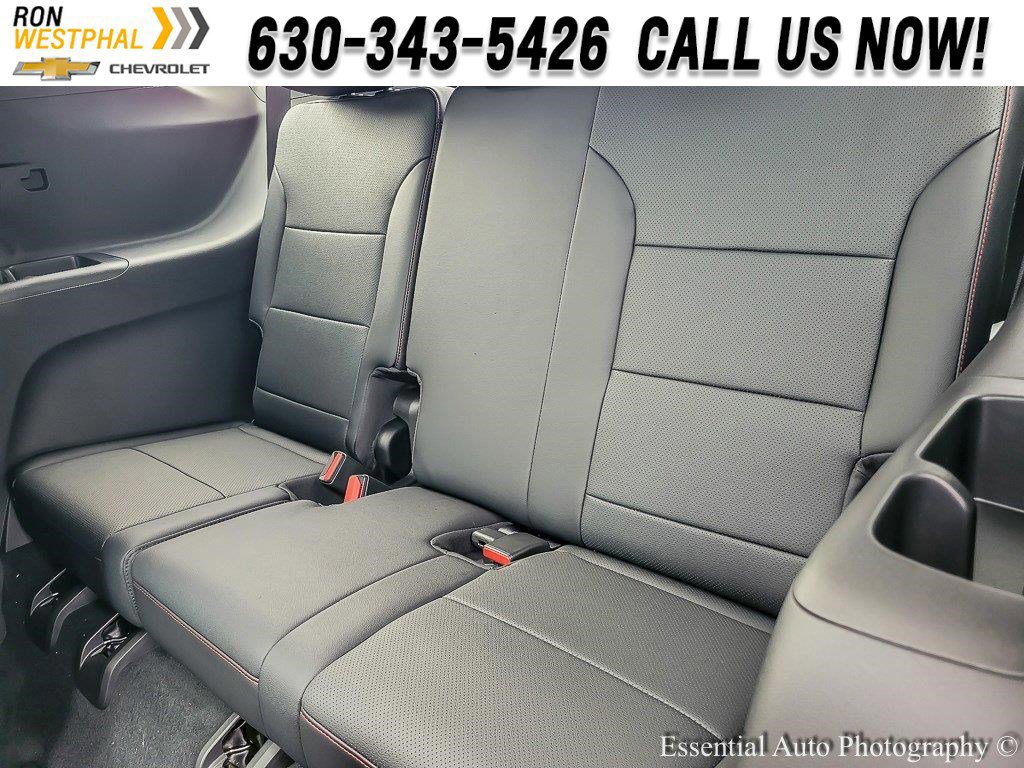 New 2026 Chevrolet Traverse Z71 w/ Driver Confidence Package AWD/4WD image 10