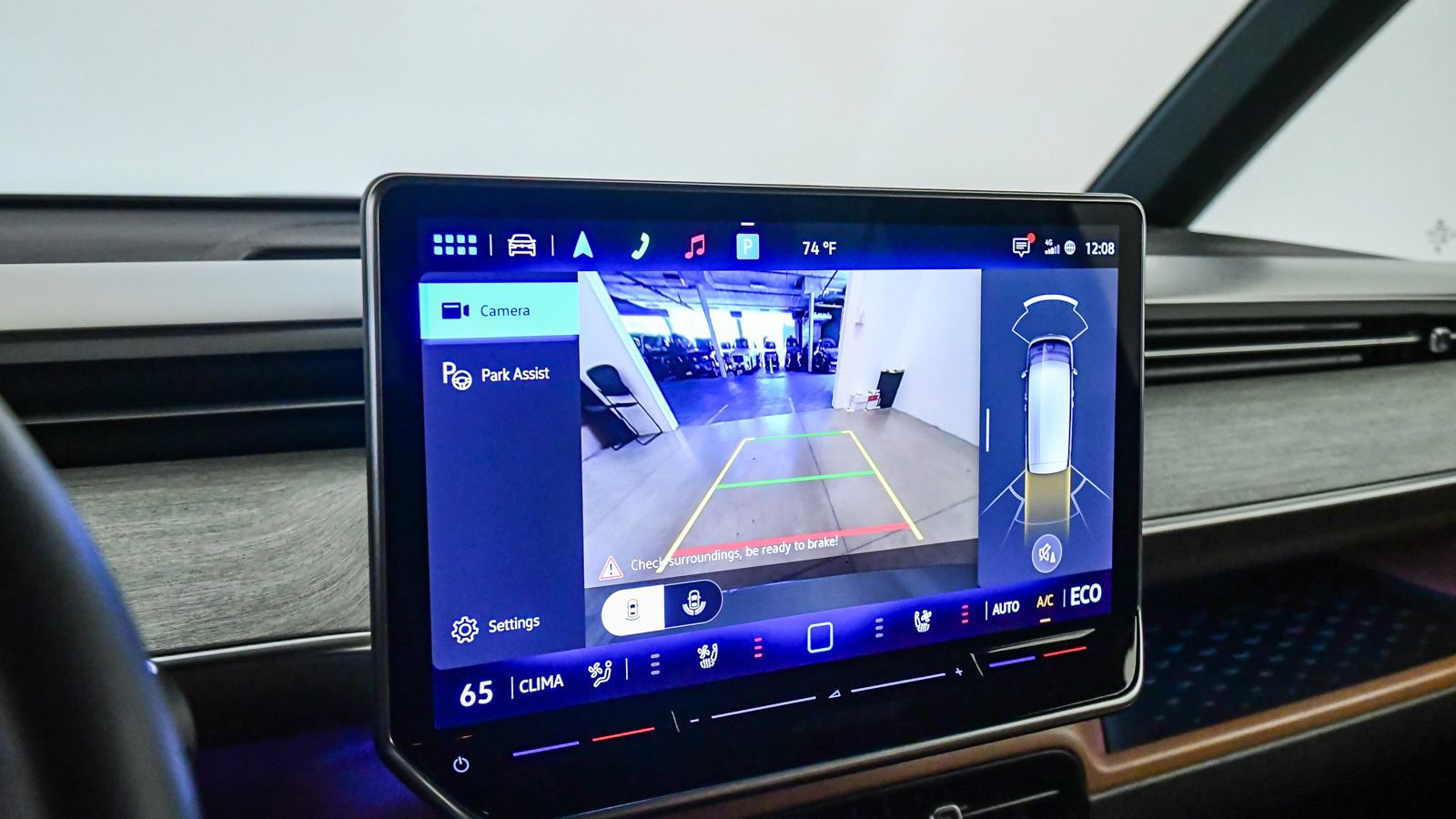 Used 2025 Volkswagen ID. Buzz Pro S RWD image 29