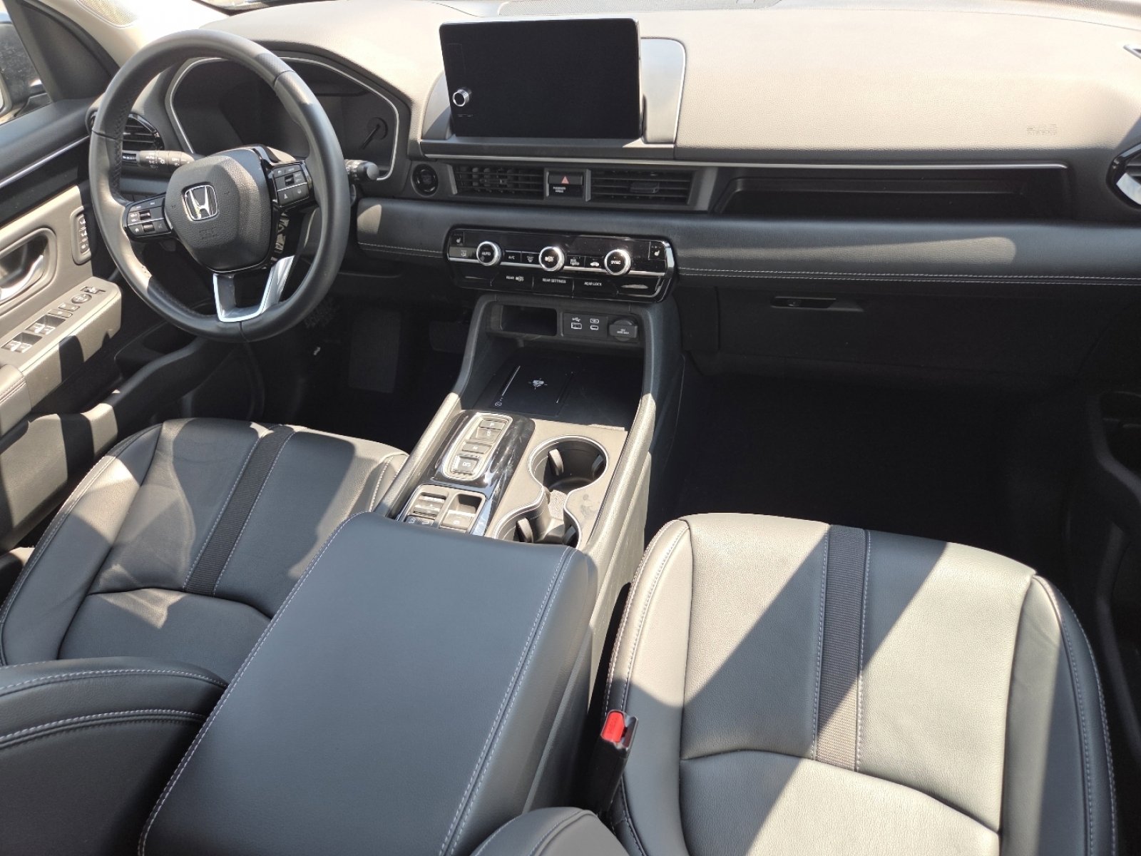 Certified 2025 Honda Pilot EX-L image 25