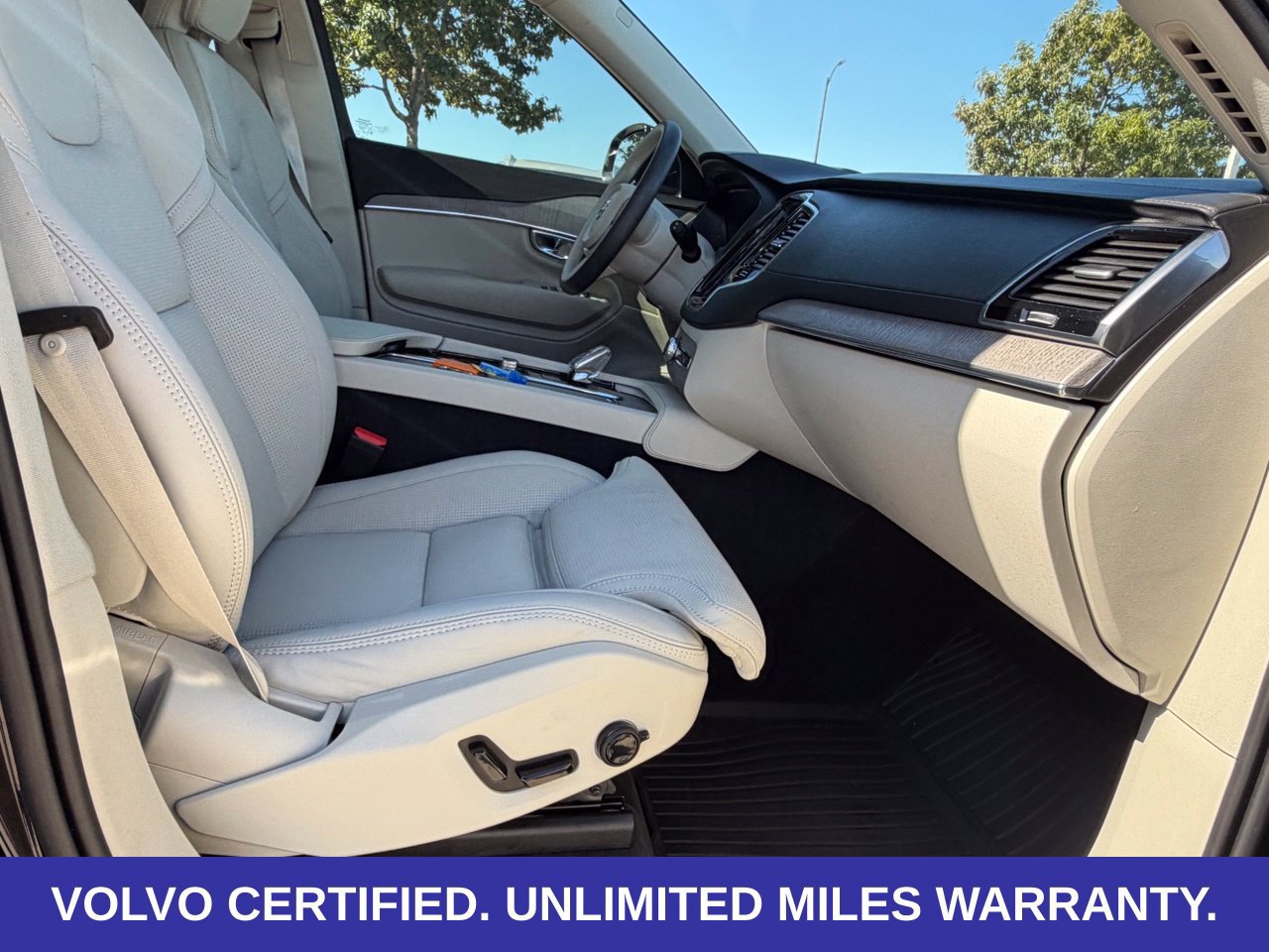 Certified 2025 Volvo XC90 T8 Ultra w/ Protection Package Premier AWD/4WD image 41