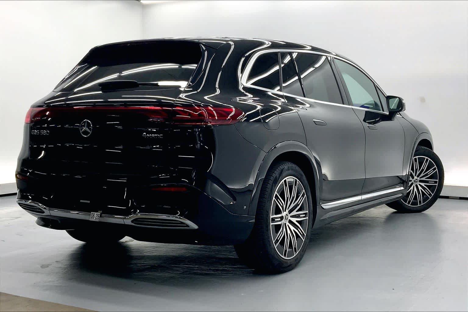 Certified 2023 Mercedes-Benz EQS 580 4MATIC SUV image 5
