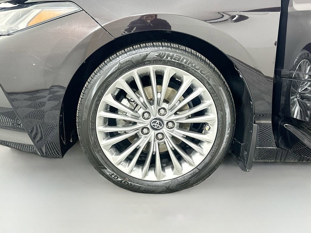 Used 2019 Toyota Avalon Limited w/ Advanced Safety Package FWD image 33