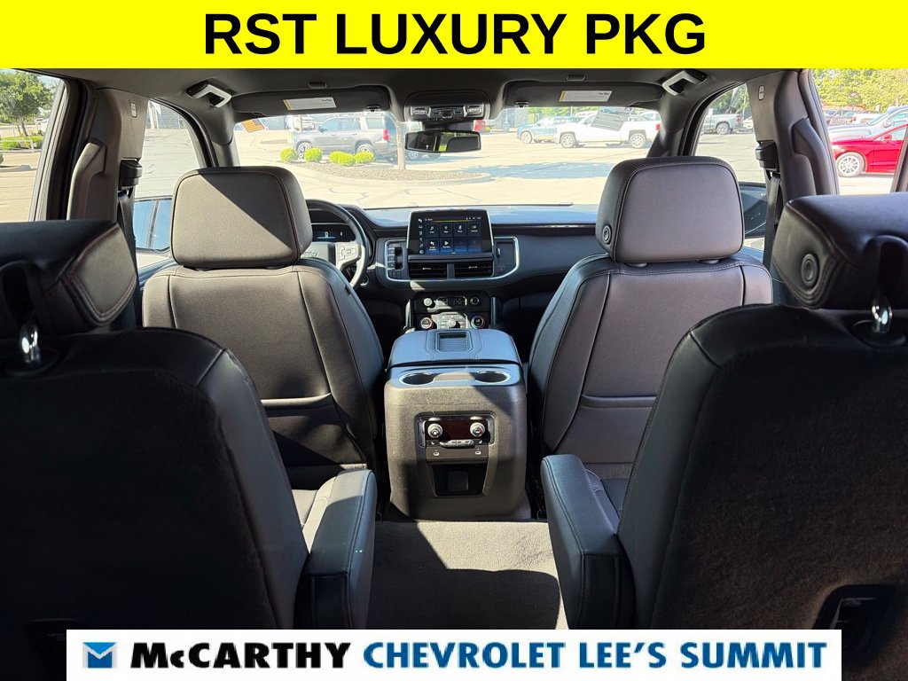 Used 2024 Chevrolet Suburban RST w/ Luxury Package AWD/4WD image 40