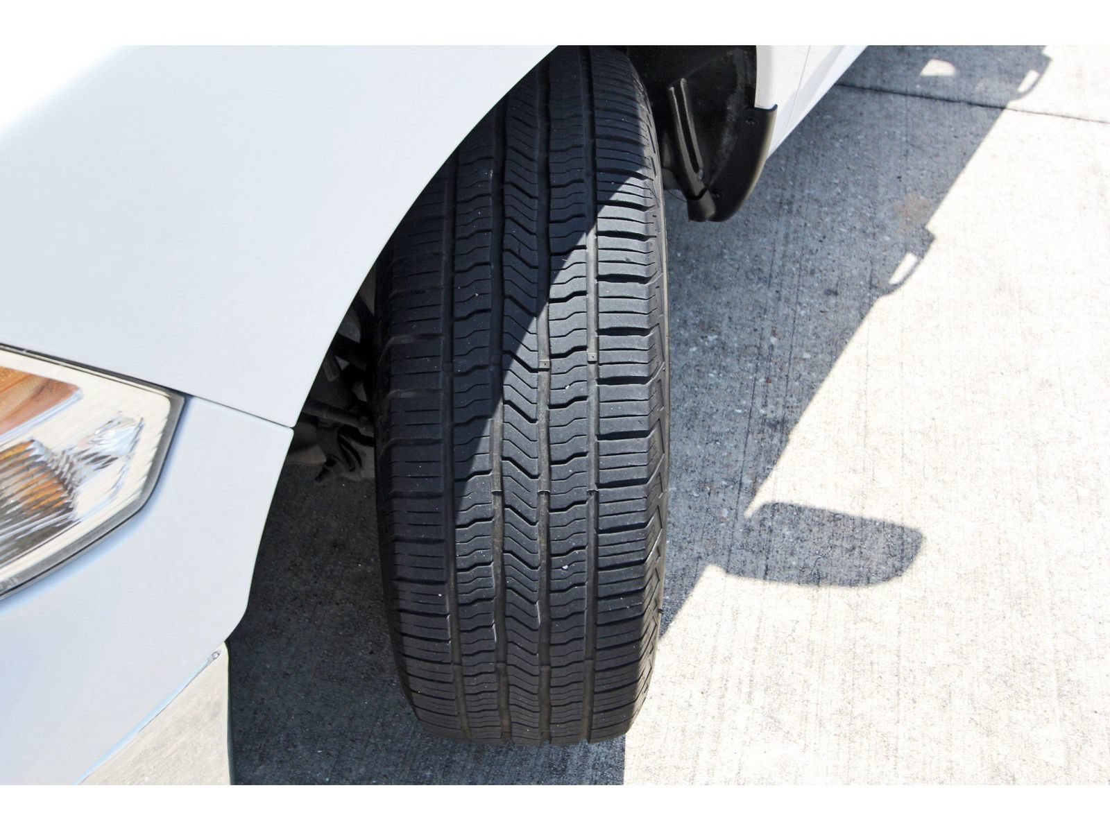 Used 2024 RAM 1500 Classic SLT AWD/4WD image 28