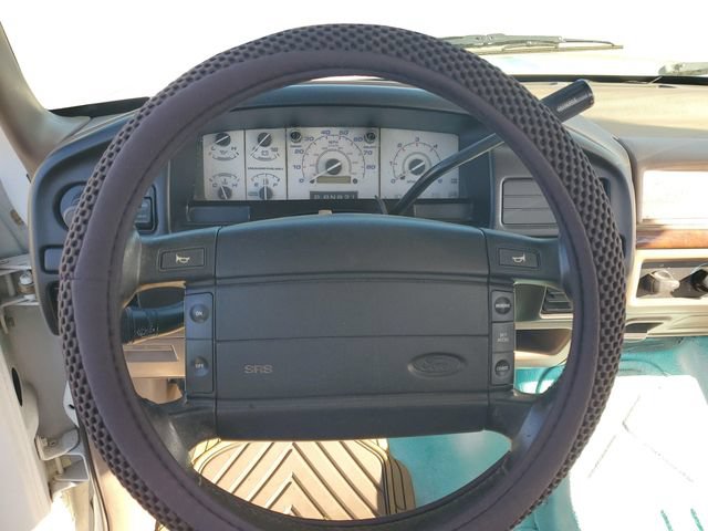 Used 1996 Ford Bronco XLT AWD/4WD image 10
