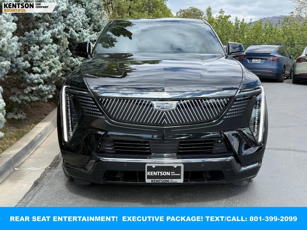 Used 2025 Cadillac Escalade IQ Sport 2 AWD/4WD image 2