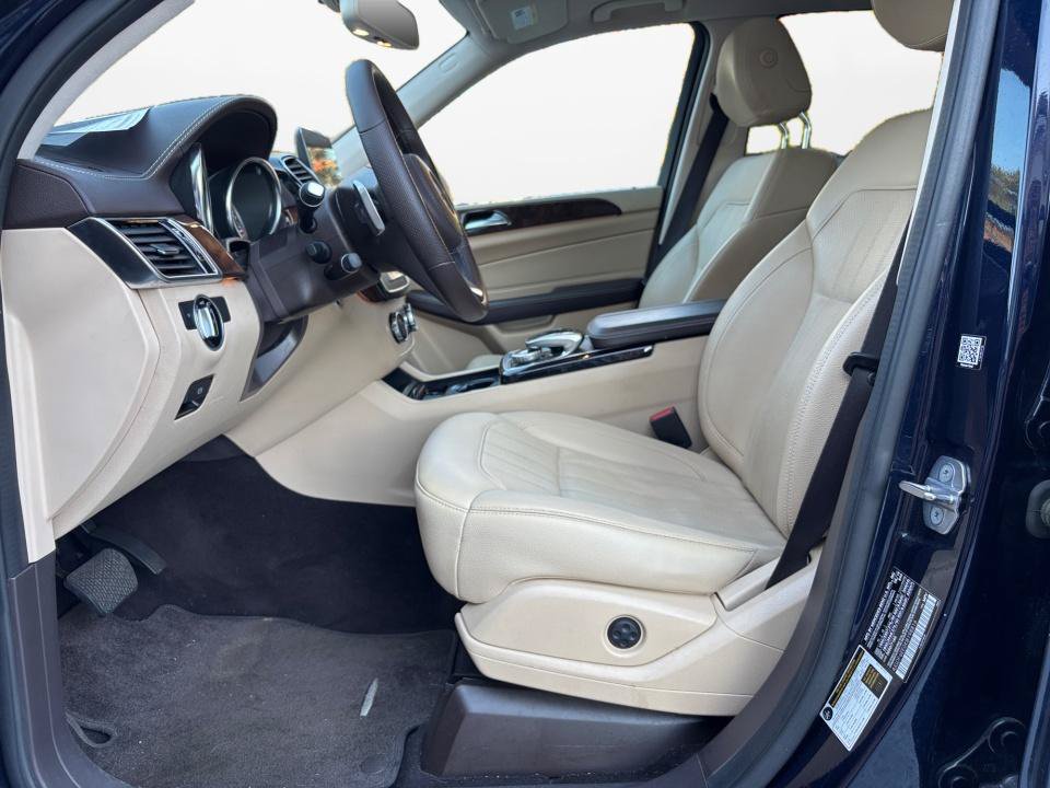 Used 2019 Mercedes-Benz GLS 450 4MATIC image 9