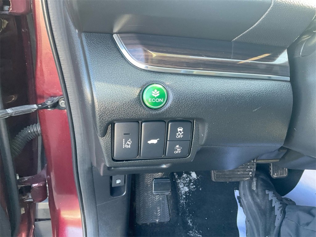 Used 2016 Honda CR-V Touring image 17