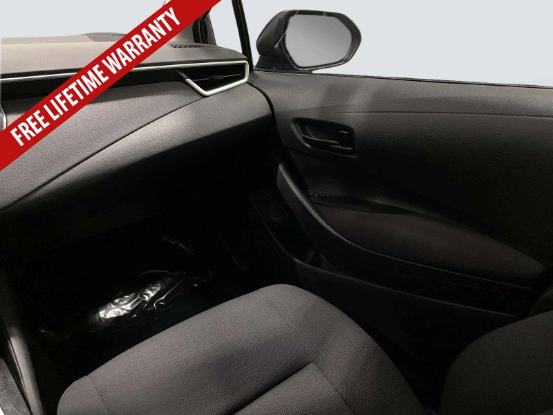 Used 2025 Toyota Corolla LE FWD image 19