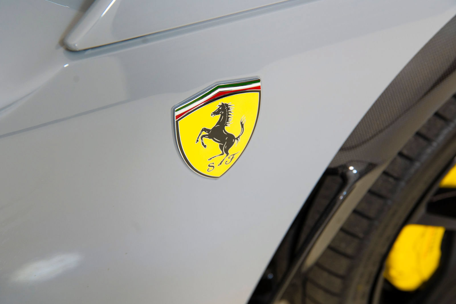Certified 2025 Ferrari Purosangue AWD/4WD image 34