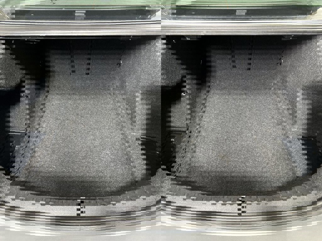 Used 2023 BMW 330i Sedan image 28