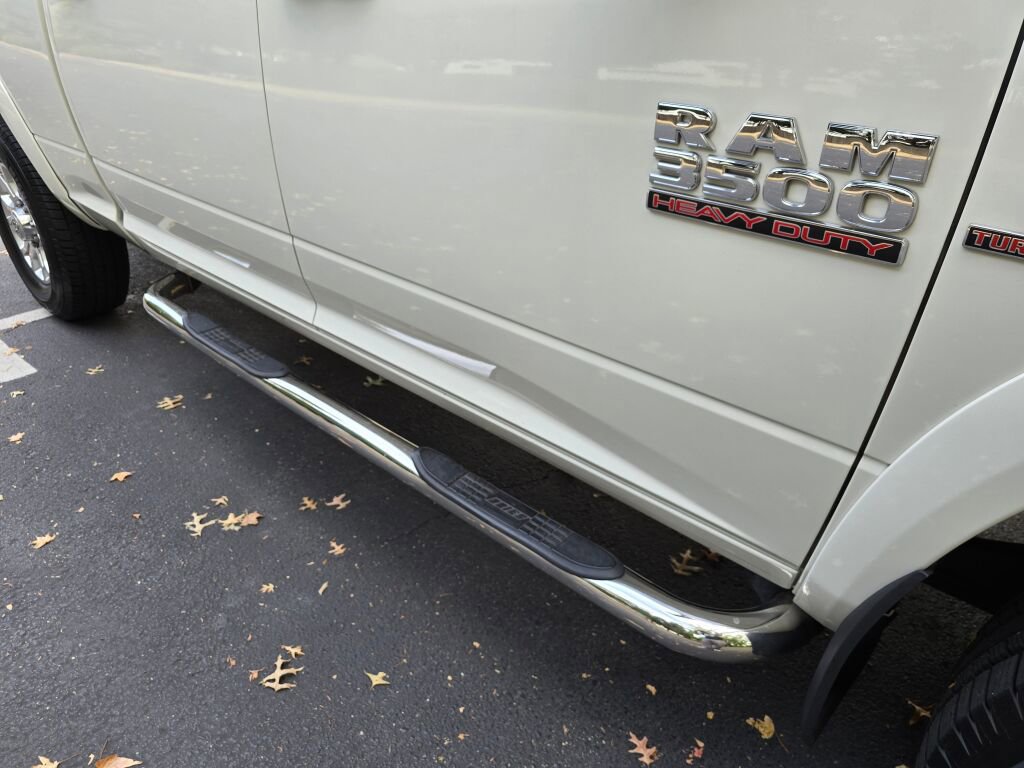 Used 2016 RAM 3500 Laramie w/ Convenience Group image 12