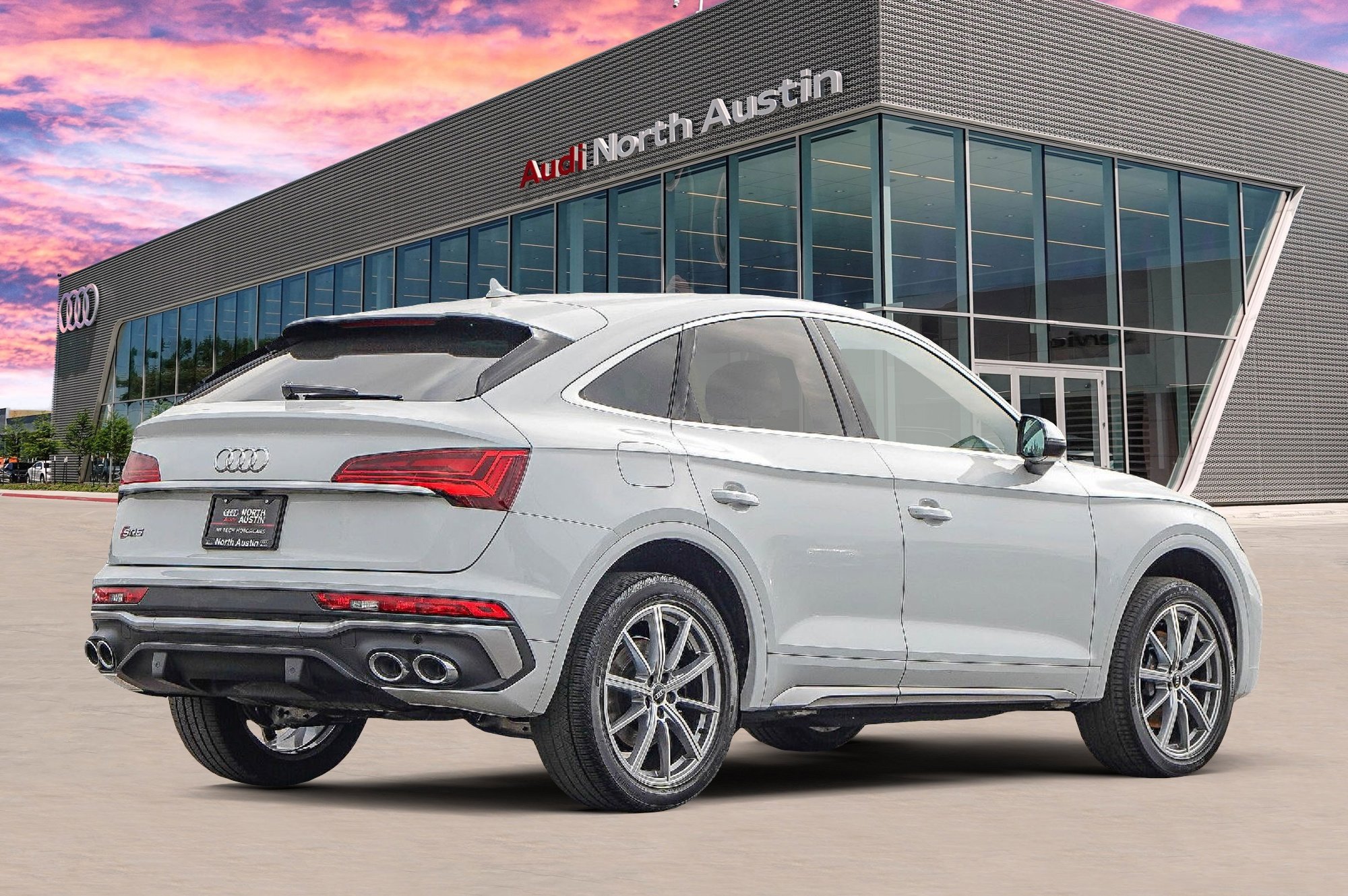 Certified 2022 Audi SQ5 Premium image 4