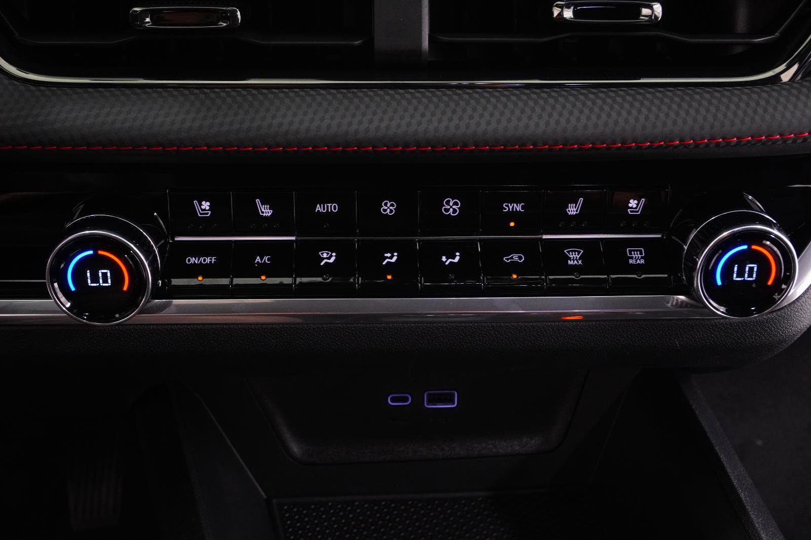 New 2026 Chevrolet Equinox RS w/ Convenience Package III image 28