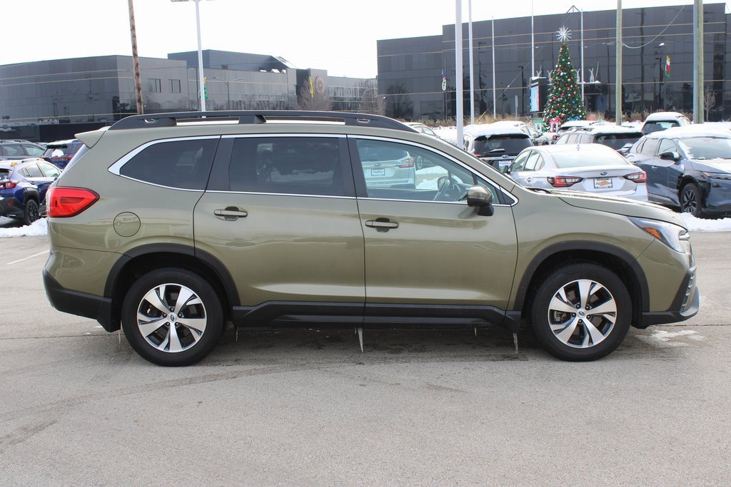 Certified 2023 Subaru Ascent Premium w/ Convenience Package image 4