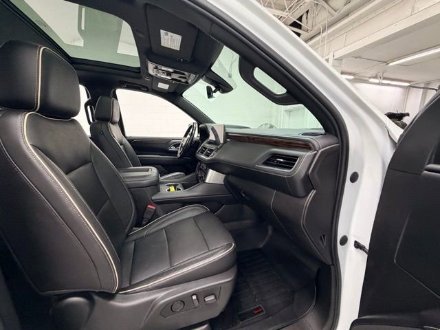 Used 2023 Chevrolet Tahoe High Country AWD/4WD image 32