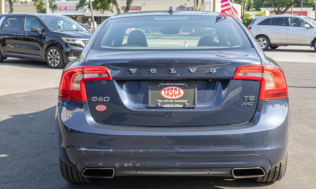 Used 2015 Volvo S60 T5 Premier w/ Convenience Package AWD/4WD image 5