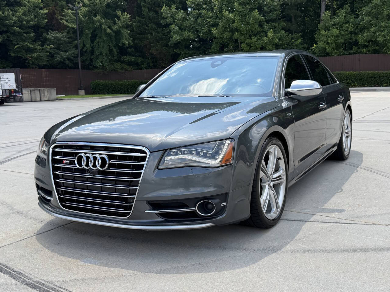 Used 2014 Audi S8 AWD/4WD image 1