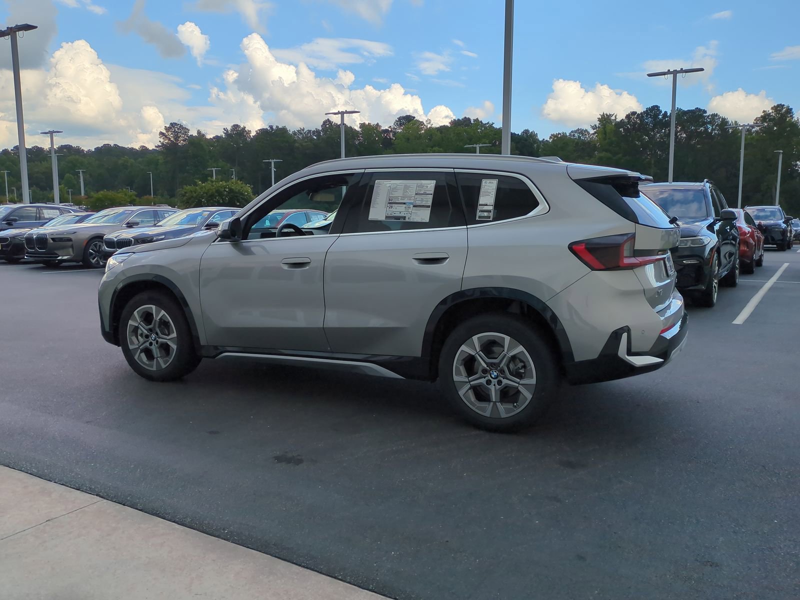 Certified 2025 BMW X1 xDrive28i w/ Technology Package image 8