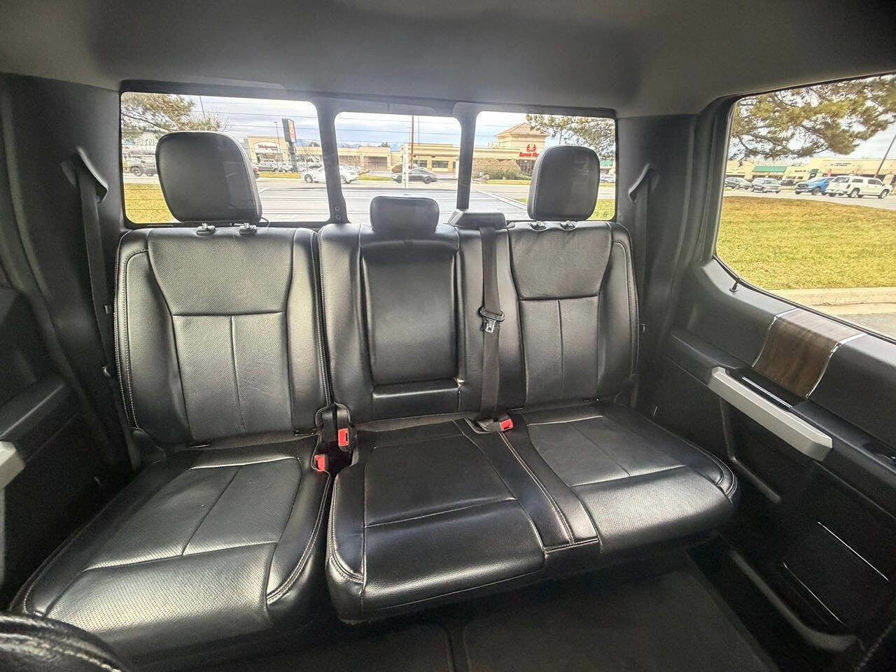 Used 2018 Ford F150 Lariat image 32