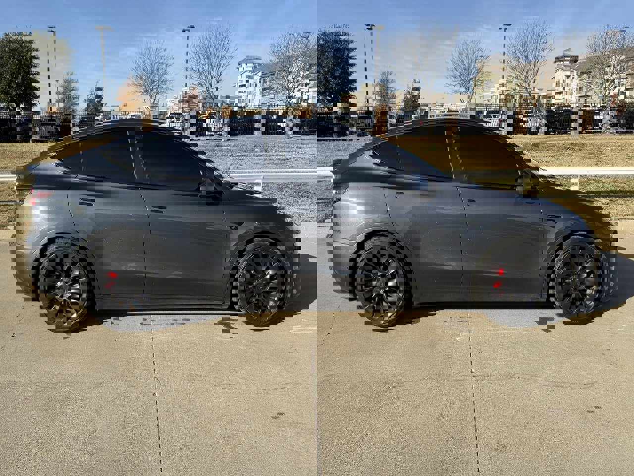 Used 2021 Tesla Model Y Performance image 3