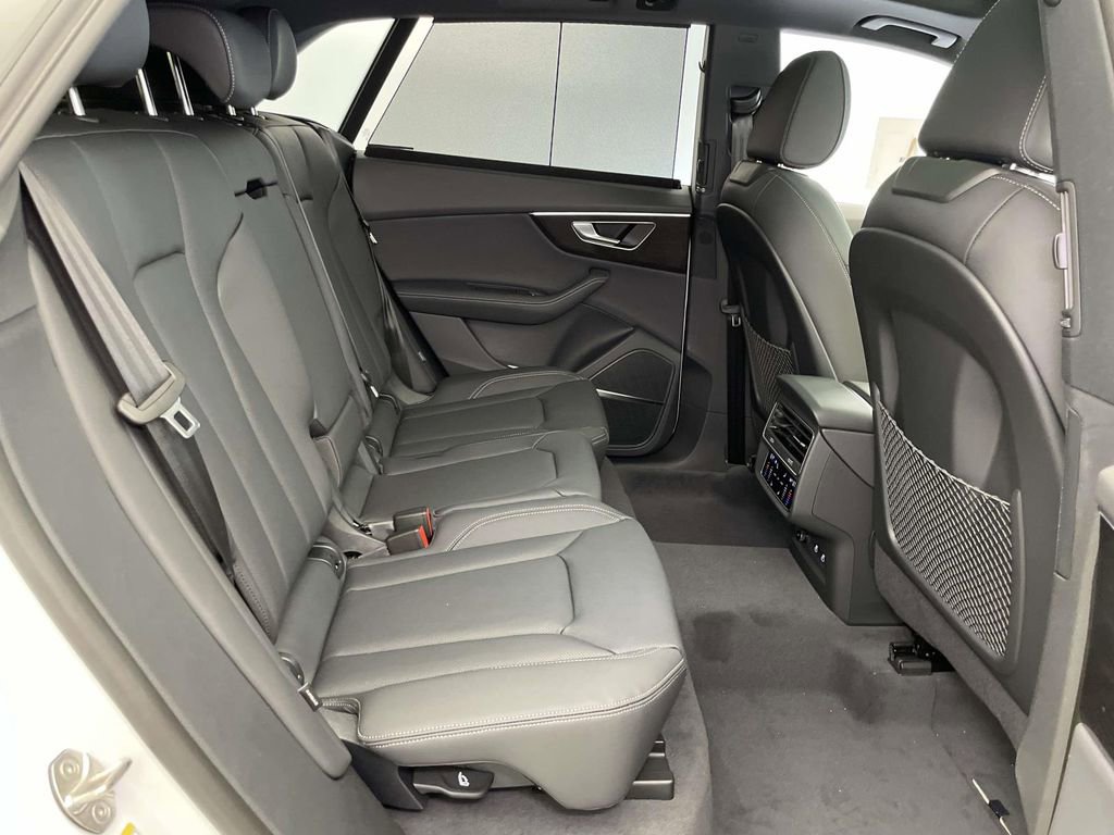 New 2026 Audi Q8 Premium Plus image 22