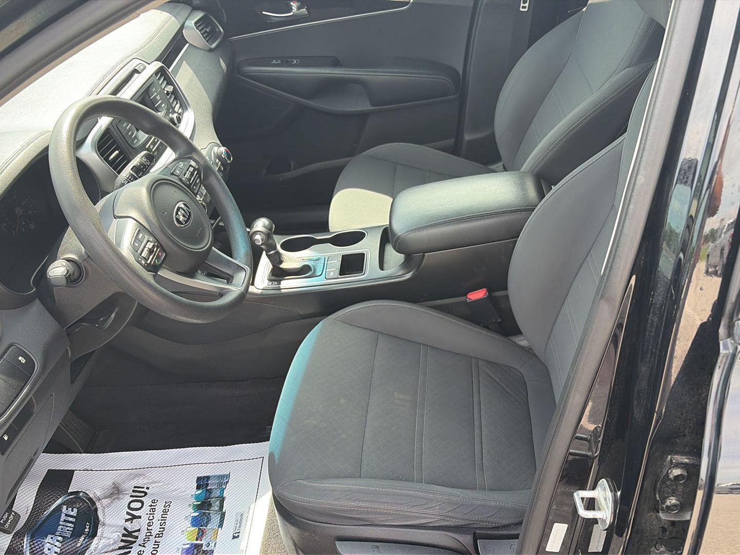 Used 2016 Kia Sorento L FWD image 12