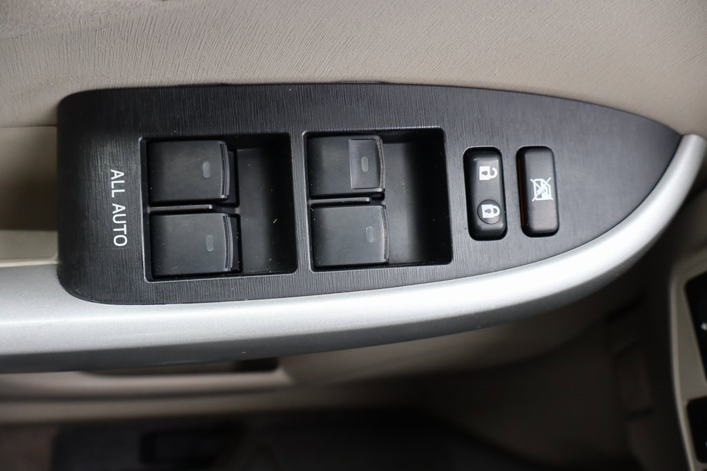 Used 2011 Toyota Prius Two image 26