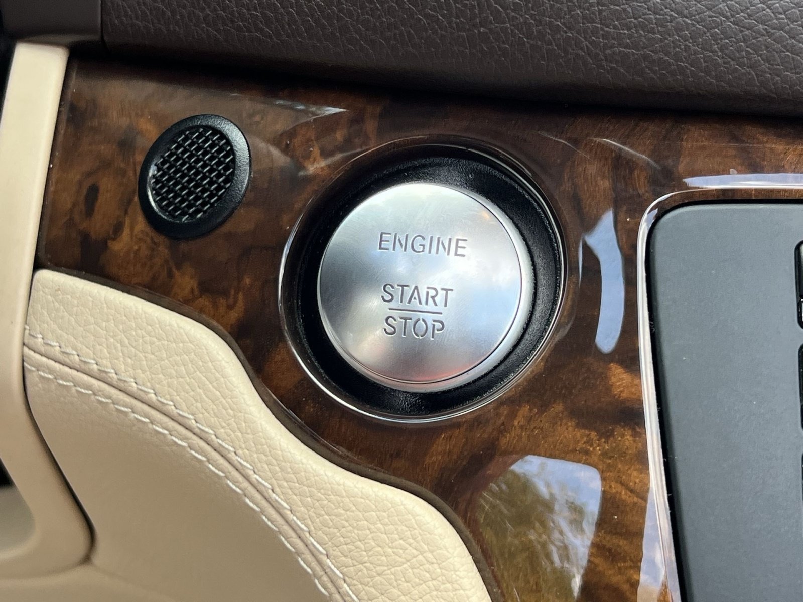 Used 2013 Mercedes-Benz SL 550 image 37