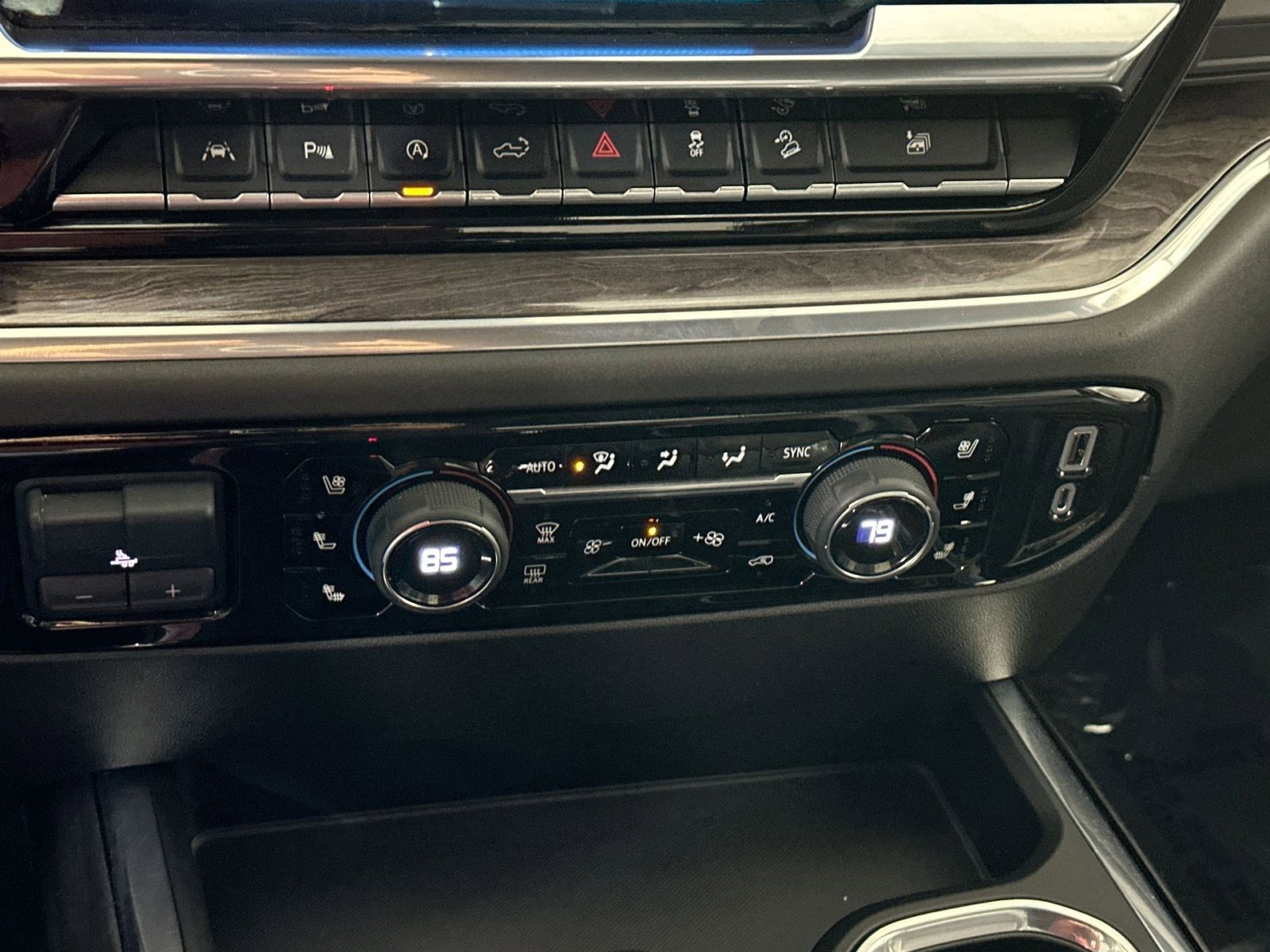 Used 2022 Chevrolet Silverado 1500 LTZ image 28