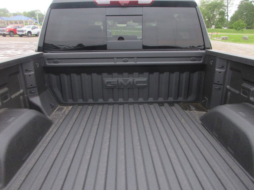 New 2026 GMC Sierra 1500 AT4 w/ AT4 Premium Package AWD/4WD image 7