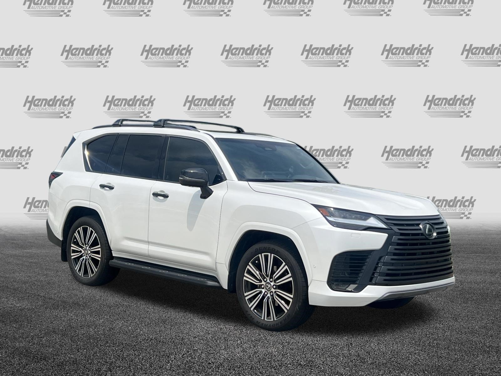 Used 2025 Lexus LX 700h Luxury w/ Appearance Package AWD/4WD image 2