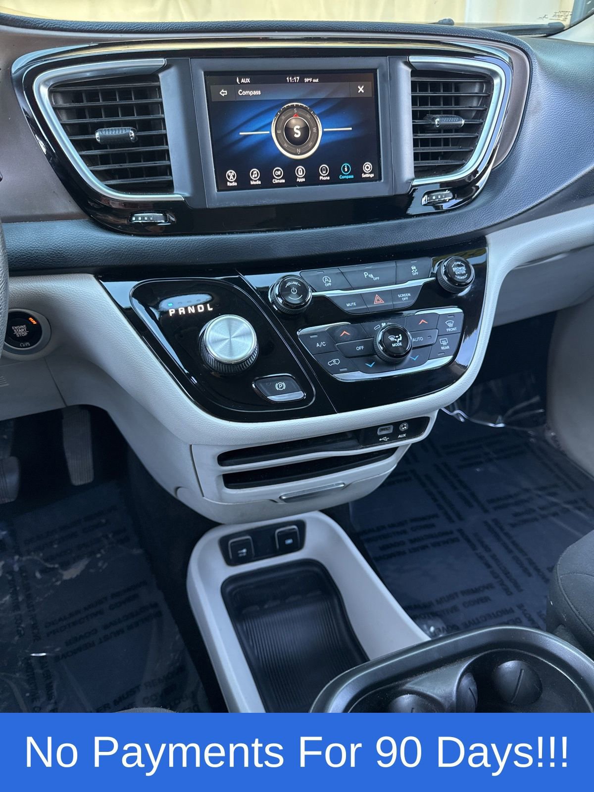 Used 2018 Chrysler Pacifica Touring Plus w/ Tire & Wheel Group image 15
