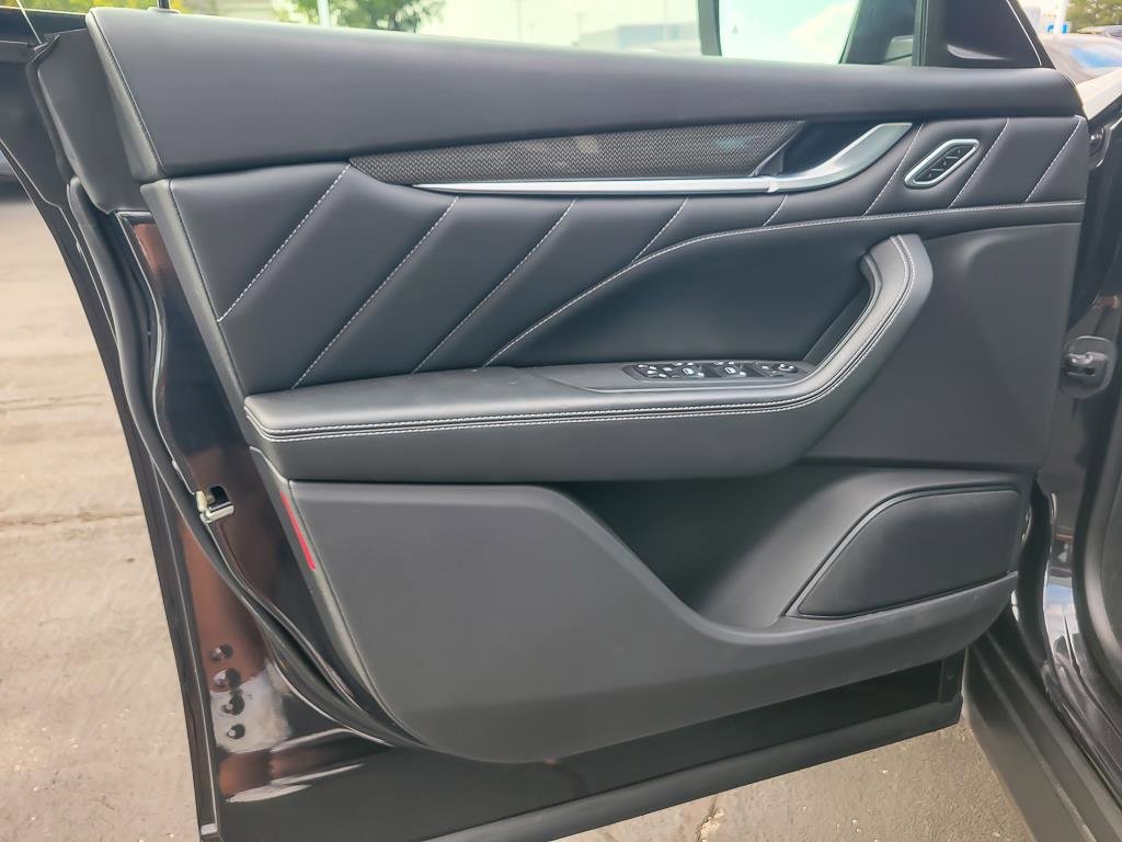 Used 2022 Maserati Levante GT image 18
