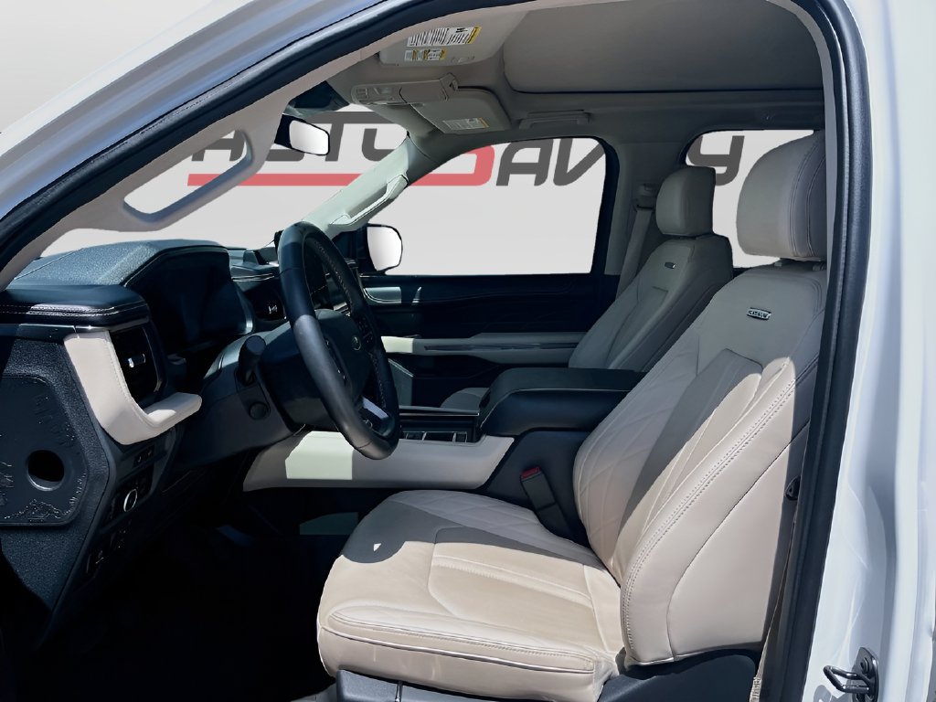 Used 2024 Ford Expedition Platinum RWD image 22