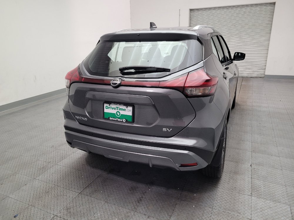 Used 2024 Nissan Kicks SV FWD image 7