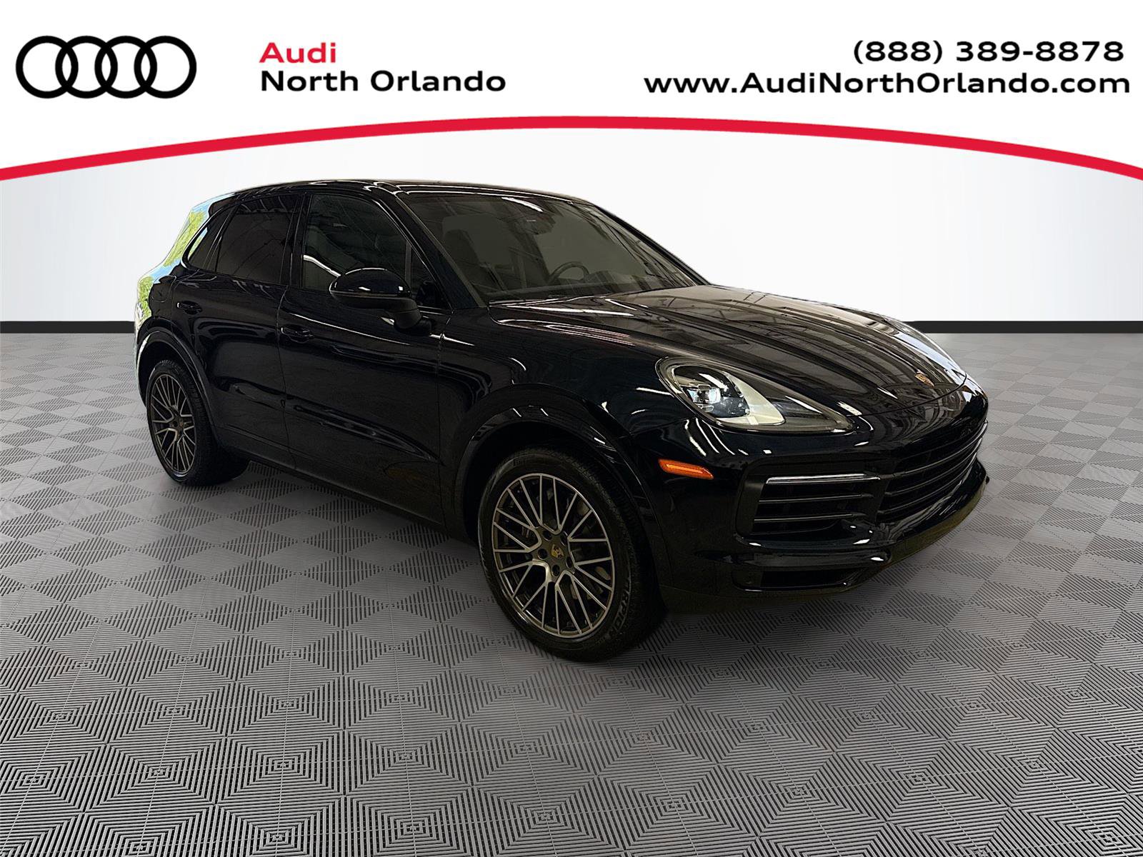 Used 2022 Porsche Cayenne Platinum Edition AWD/4WD image 1