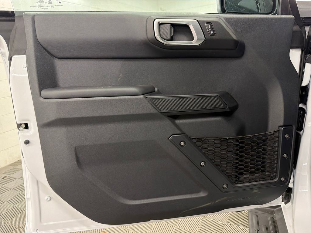 New 2026 Ford Bronco Outer Banks image 15