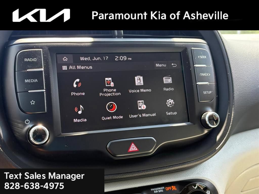 Certified 2023 Kia Soul LX w/ LX Technology Package FWD image 12