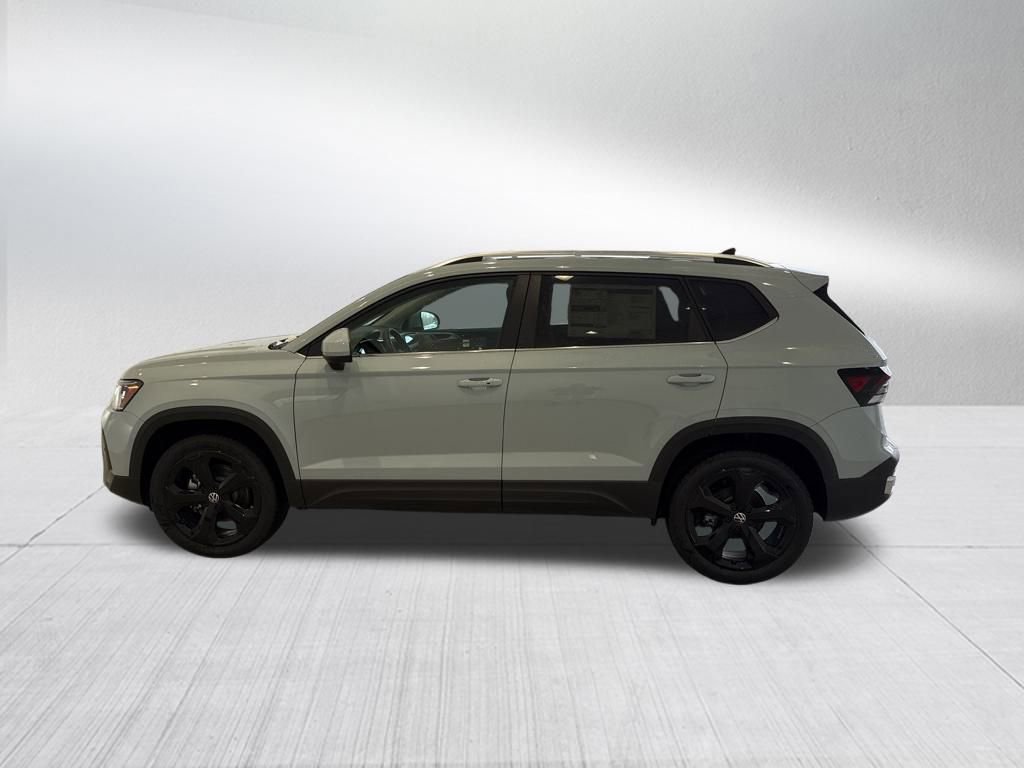 New 2026 Volkswagen Taos SEL image 2