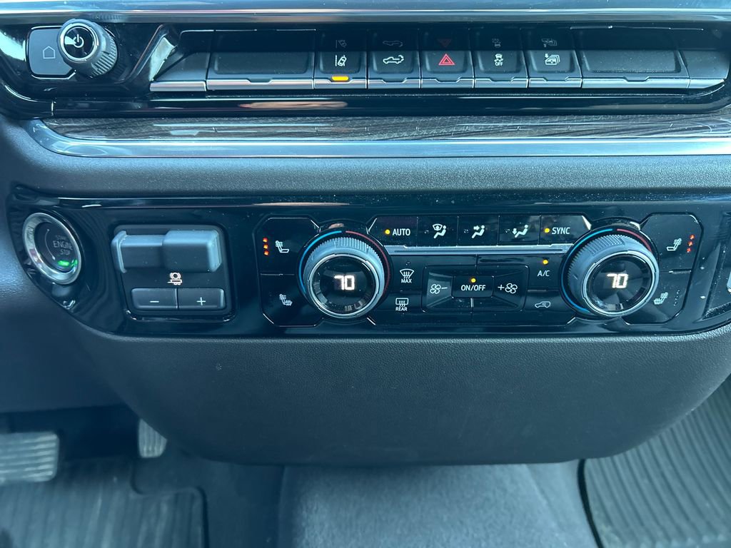 Used 2025 Chevrolet Silverado 2500 LT w/ Convenience Package image 39