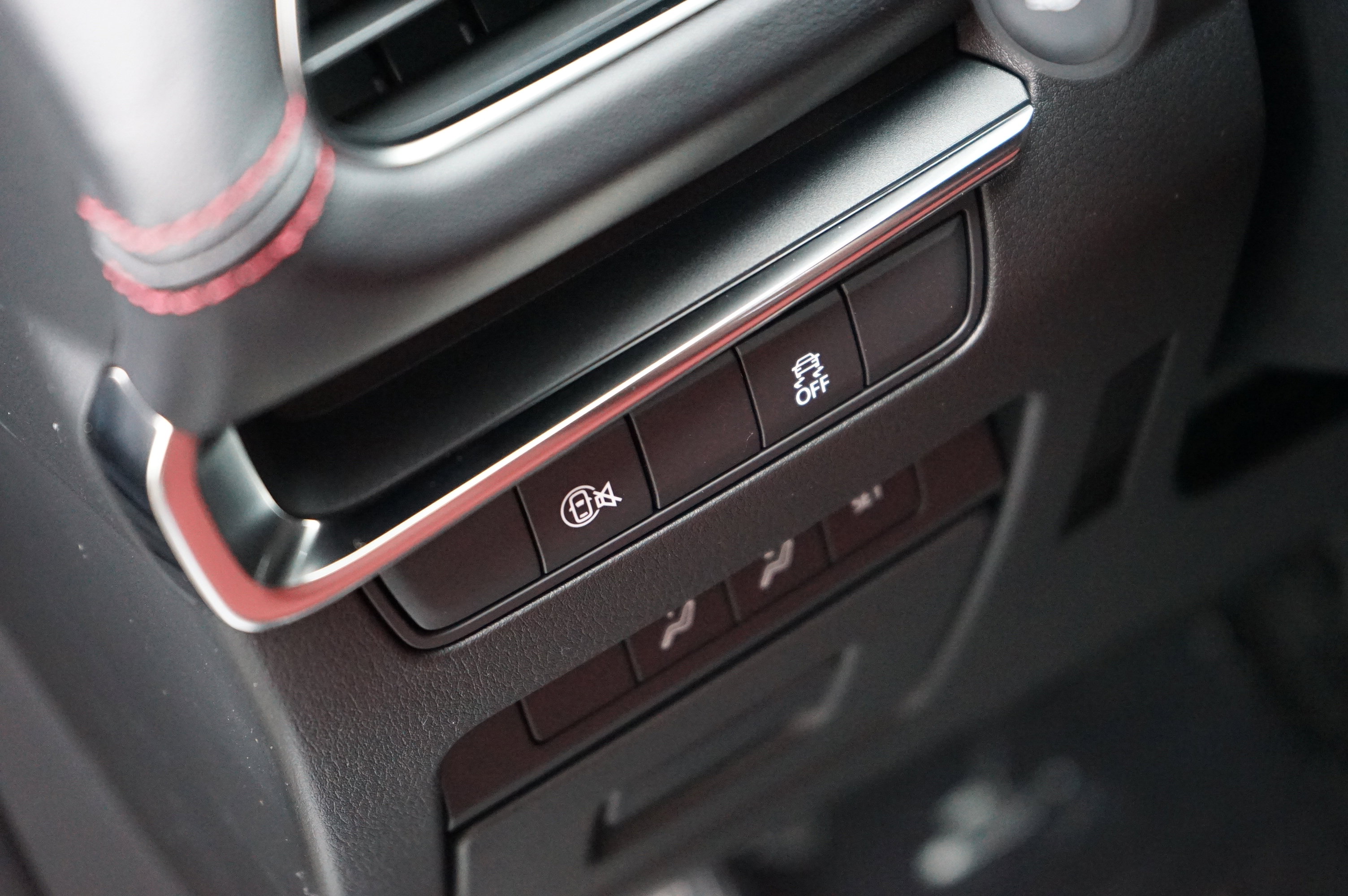 New 2026 MAZDA MAZDA3 Carbon w/ Appearance Package image 30