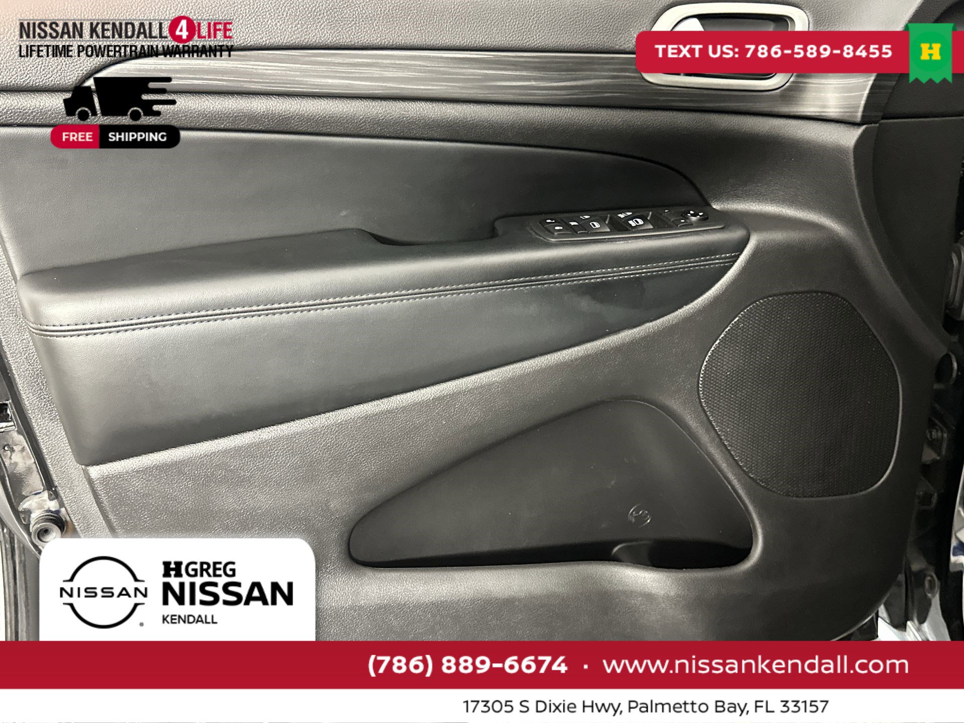 Used 2021 Jeep Grand Cherokee Laredo image 32