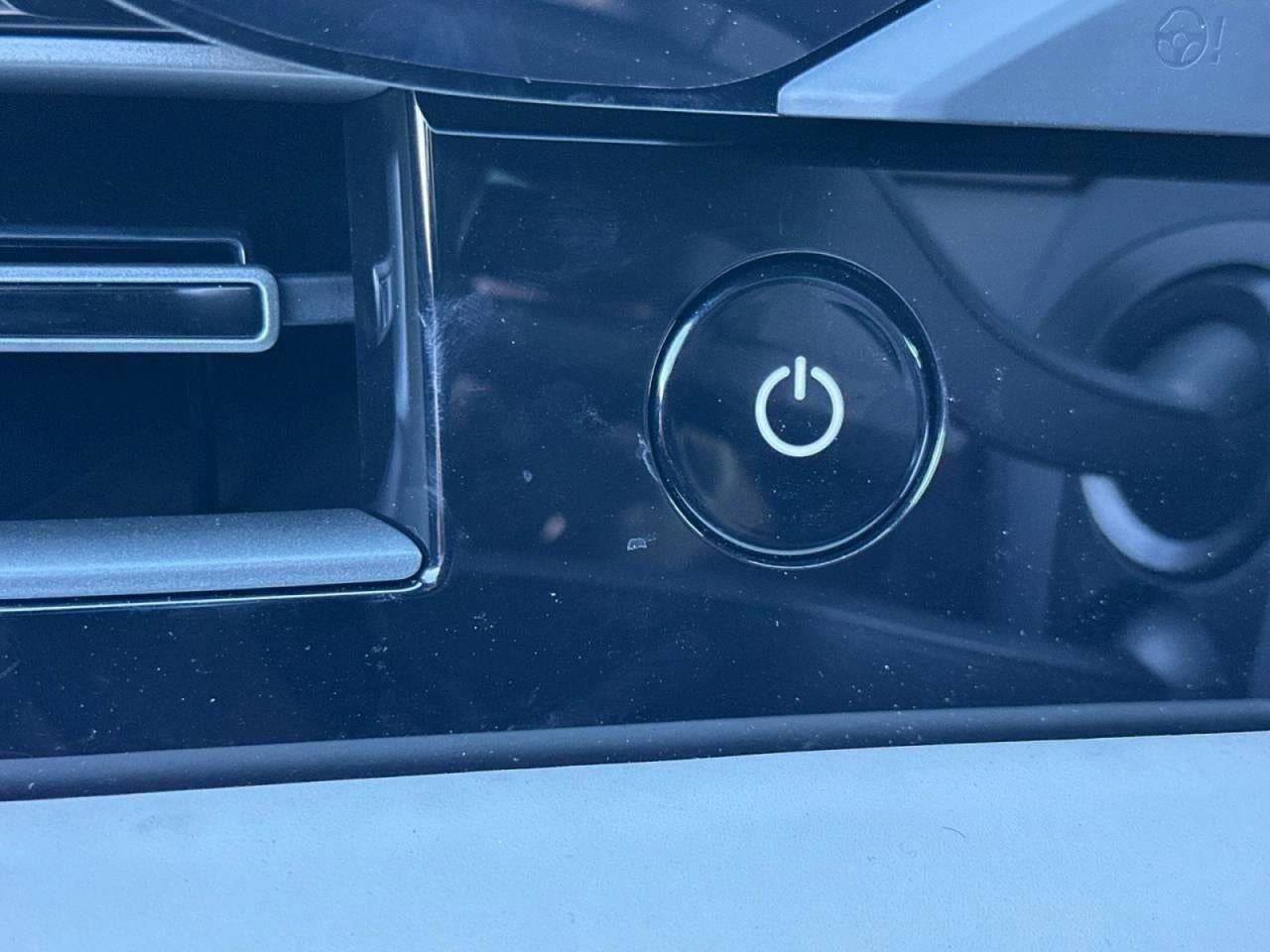 New 2025 Porsche Taycan 4S image 66