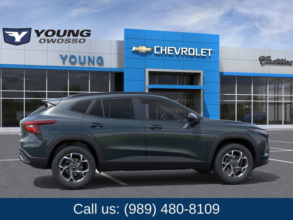 New 2026 Chevrolet Trax LT w/ Driver Confidence Package FWD image 5
